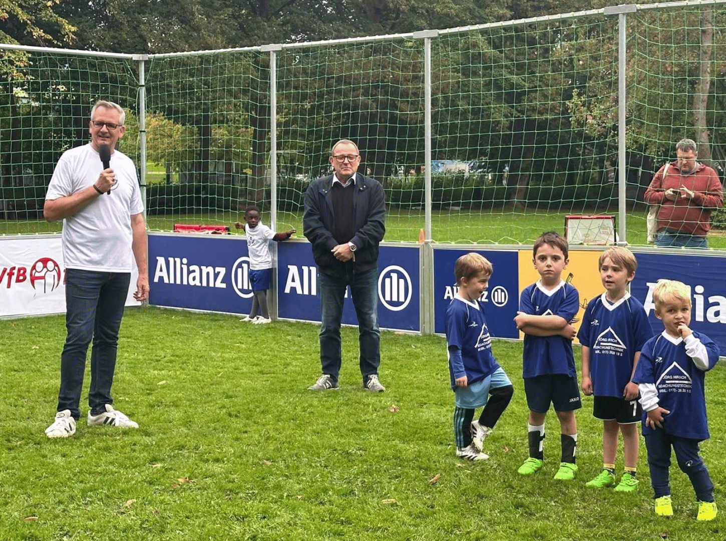 Eröffnung Tunier Bürgermeister Thomas Voerste eröffnet das Tunier